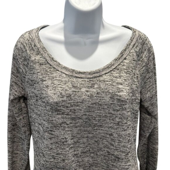 Athleta Gray Heathered Long Sleeve Pullover XS Activewear Top 🌫️‎ - Picture 3 of 7